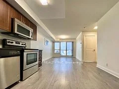 Condo Apartment in Richmond Hill