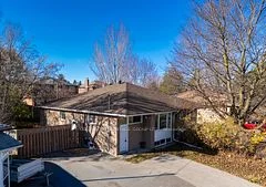 144 Cherrywood Drive, Newmarket, ON L3Y 2X7