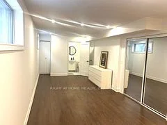 55 Oxford Street, Richmond Hill, ON L4C 4L6