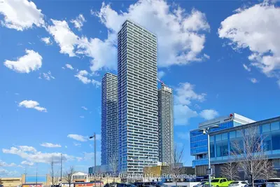 Condo Apartment in Vaughan