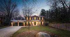 202 Glenada Court Basemen, Richmond Hill, On L4c 5m7