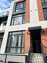 6 Steckley House Lane Th302, Richmond Hill, On L4s 0n1