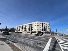 160 Wellington Street E 403, Aurora, On L4g 1j3