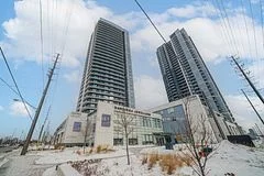 Condo Apartment in Vaughan