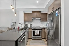 8960 Jane Street 215, Vaughan, ON L4K 0N9