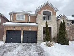 22 Aladdin Crescent, Richmond Hill, ON L4S 2X1