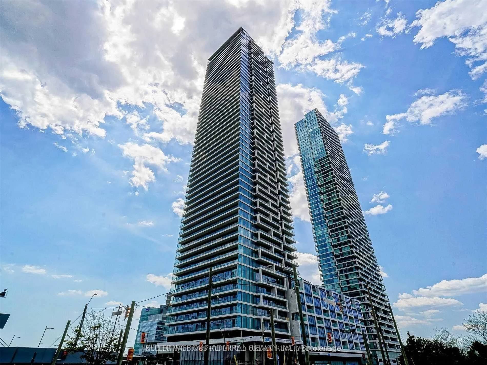 950 Portage Parkway 3811, Vaughan, On L4k 0j7