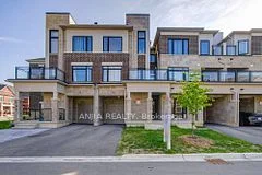 105 Ness Drive, Richmond Hill, ON L4S 0K9