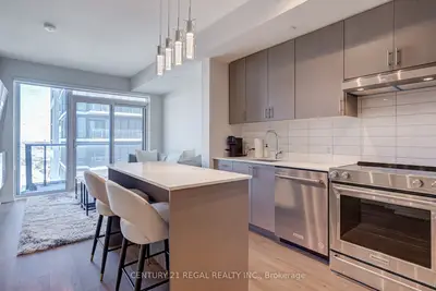 9000 Jane Street 2125, Vaughan, On L4k 0a4