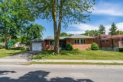 227 Church Street S, Richmond Hill, ON L4C 1W7