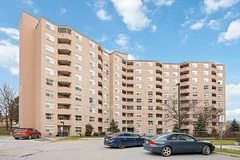 260 Davis Drive 812, Newmarket, On L3y 7c3