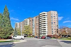 50 Baif Boulevard 606, Richmond Hill, ON L4C 5L1