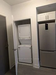 715 Davis Drive B1206, Newmarket, ON L3Y 2R3