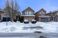 37 Woodhaven Crescent, Richmond Hill, ON L4E 3T1