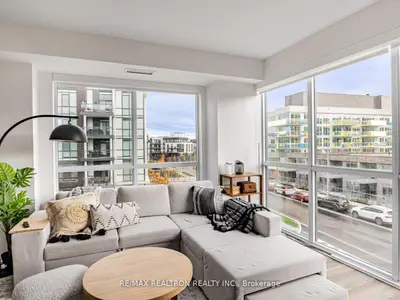 Condo Apartment in Innisfil