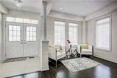 1129 Grainger Trail, Newmarket, ON L3X 0G7