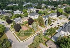 31 Orlon Crescent, Richmond Hill, On L4c 6s3