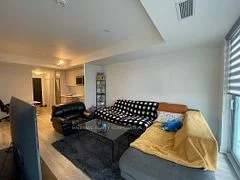 185 Deerfield Road 1202, Newmarket, On L3y 0g7