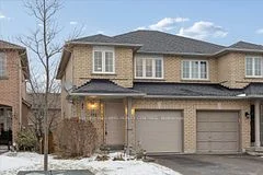722 Walpole Crescent, Newmarket, ON L3X 2B1