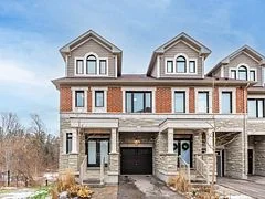 56 Hiawatha Court, Vaughan, ON L4L 0J2