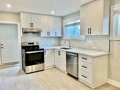 228 Silverbirch Drive Upper, Newmarket, On L3y 2z5