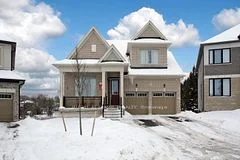 12 Fair Winds Lane, East Gwillimbury, ON L9N 0V5
