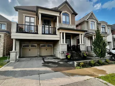 Detached in Vaughan