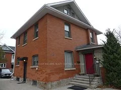 15018 Yonge Street, Aurora, ON L4G 1M6