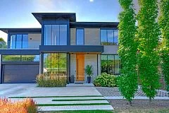 126 Wood Lane, Richmond Hill, On L4c 4w1
