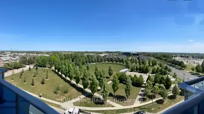 Condo Apartment in Markham