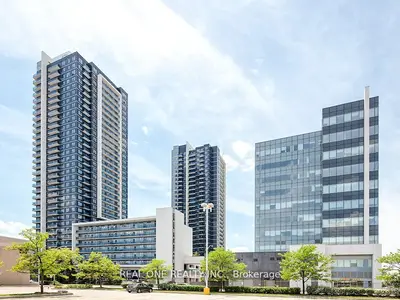 Condo Apartment in Vaughan