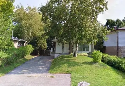 758 Botany Hill Crescent, Newmarket, On L3y 3a8
