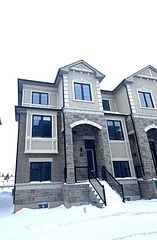 45 Peace Lane, Richmond Hill, ON L4B 0J4