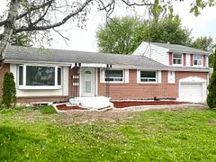 262 Scott Avenue, Newmarket, ON L3Y 4R5