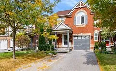 255 Chilcott Crescent, Newmarket, ON L3X 3G7