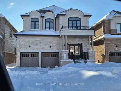 49 Donald ingram Crescent, Georgina, ON L4P 0S3