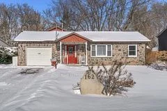 162 Bessborough Drive, Georgina, ON L4P 2R8