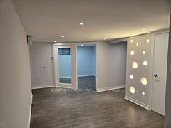 10014 Yonge Street N, Richmond Hill, ON L4C 1T8