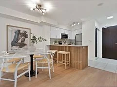 73 King William Crescent 206, Richmond Hill, On L4b 0c2