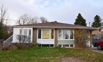 181 Penn Avenue, Newmarket, ON L3Y 2S4