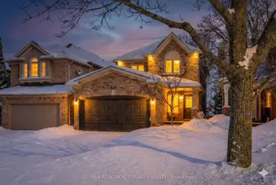 Detached in Newmarket