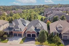 10 Sunrise Ridge Trail, Whitchurch-stouffville, On L4a 0c9