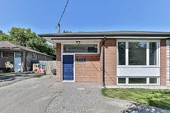 225 Septonne Avenue, Newmarket, ON L3Y 2W5