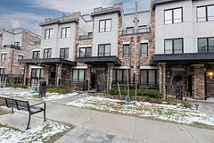 60 Baynes Way 10, Bradford West Gwillimbury, ON L3Z 4M3