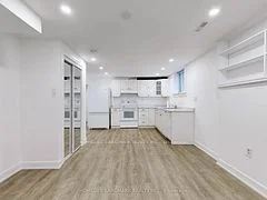 58 London Road Basement, Newmarket, On L3y 6a2