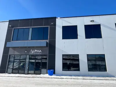 45 Eric T Smith Way 17, Aurora, On L4g 3z8
