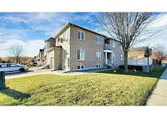 700 Columbus Way, Newmarket, ON L3X 2M7