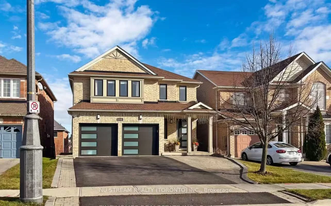 85 Patti Mcculloch Way, Newmarket, ON L3X 3G1