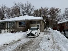 77 Harrison Drive Basement, Newmarket, ON L3Y 4P3