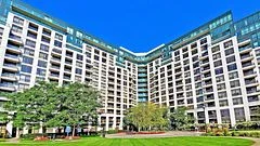 18 Harding Boulevard 323, Richmond Hill, ON L4C 0T3